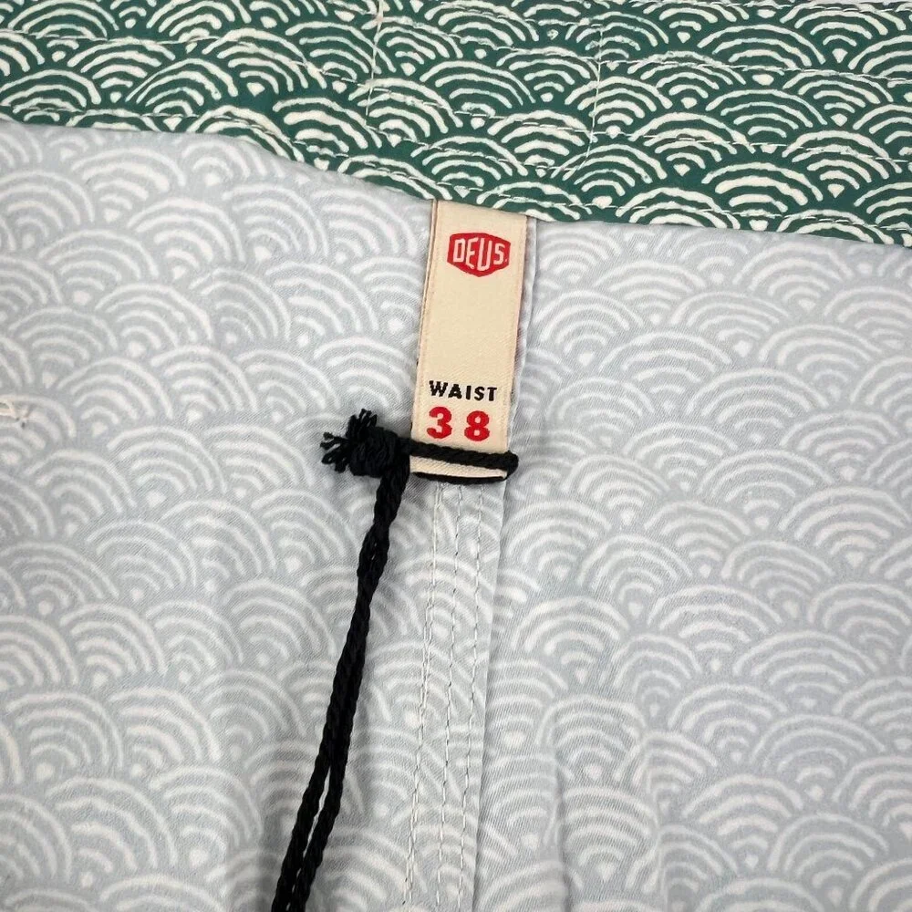 Deus ex machina  Nihon wave Board Shorts Size 38 Swim Trunks - Picture 8 of 8